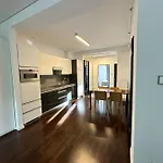 Colton Budapest T55